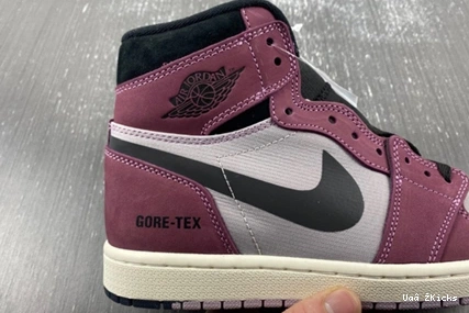 Element Vibrant 49 Gore-Tex Berry High DB2889- Jordan 1 871 0831